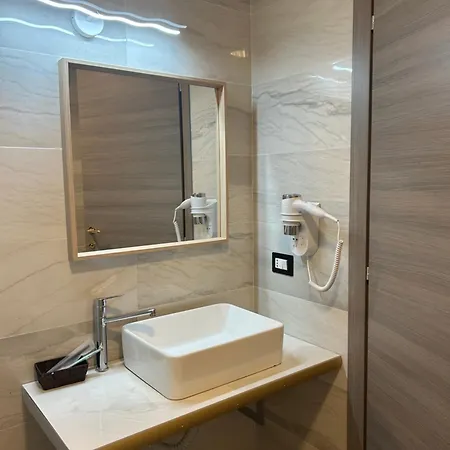 Anman Hhbb Tourism & Business 3* 파도바